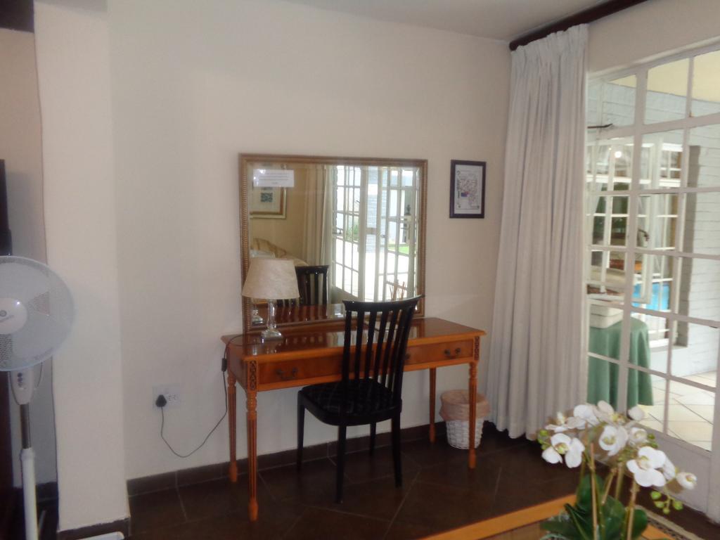 Thatchfoord Lodge Johannesburg Dış mekan fotoğraf